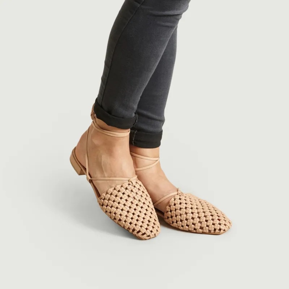 LOQ Costa Sandals - Size 38